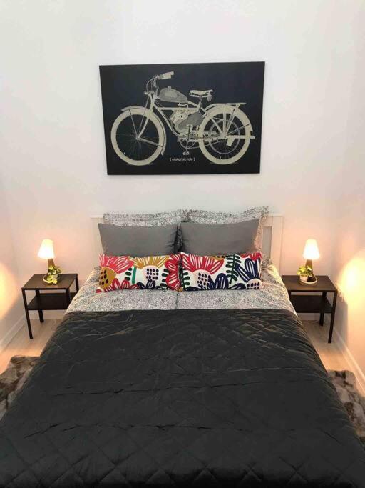 Perfect Location,Newly Decorated Modern, Large Place 60 M2, Really Quiet So You Can Have A Good Night Sleep, Ac, Netflix, Smart Tv, High-Speed Internet, World Famous New York Cafe Only 10 Minutes Walk Budapest Esterno foto