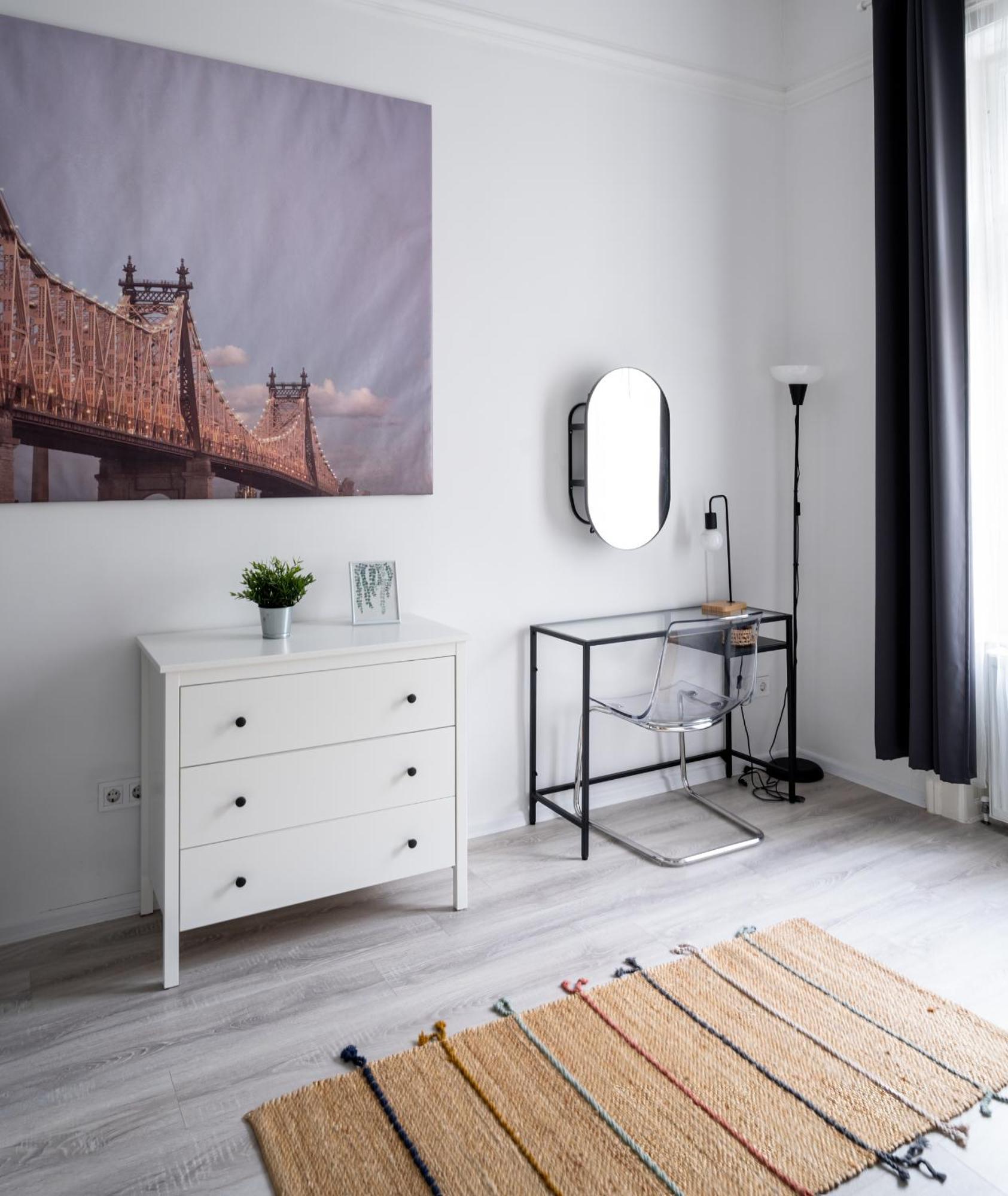 Perfect Location,Newly Decorated Modern, Large Place 60 M2, Really Quiet So You Can Have A Good Night Sleep, Ac, Netflix, Smart Tv, High-Speed Internet, World Famous New York Cafe Only 10 Minutes Walk Budapest Esterno foto